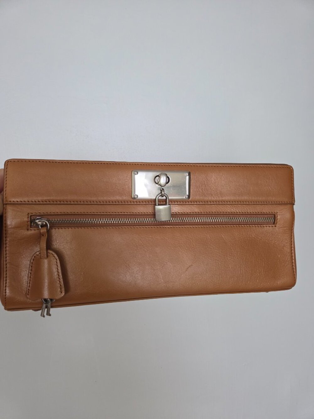 BCBGirls GENIUNE Leather Clutch Bag in Golden Brown with Padlock and Key